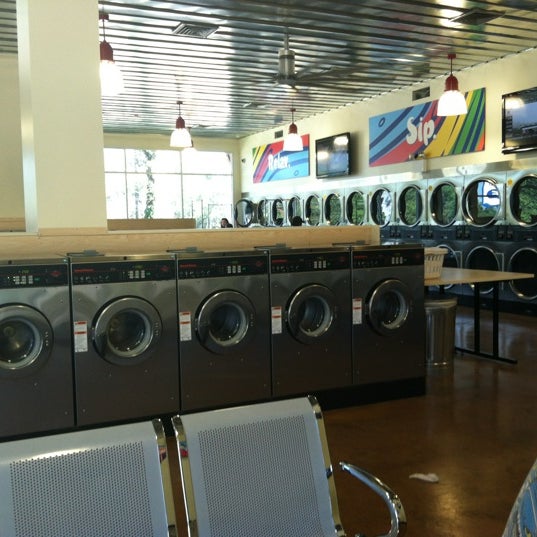 Washatopia Laundry Service in Austin