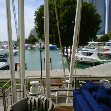 Снимок сделан в The Yacht Club نادي اليخوت пользователем dania m. 3/17/2011