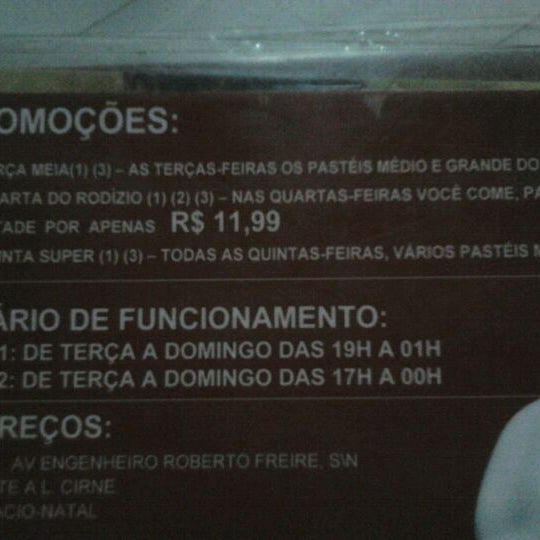 Foto tirada no(a) Pastel Paulista por Romulo M. em 11/23/2011