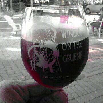 Снимок сделан в Winery on the Gruene пользователем Clinton T. 7/21/2012
