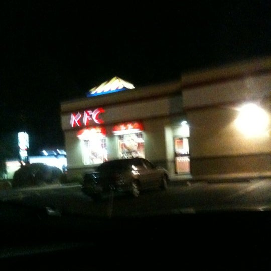 KFC Five Points East 3601 Gateway Blvd W