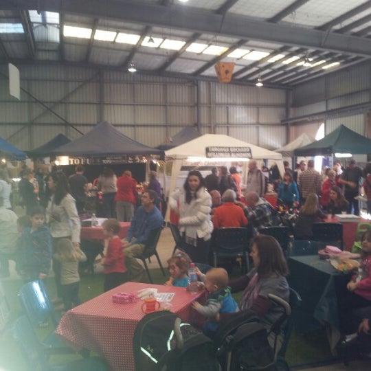 Photo prise au Adelaide Showground Farmers&#39; Market par Alex C. le7/22/2012