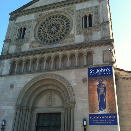Foto tomada en St. John&#39;s Cathedral  por Oscar F. el 9/1/2012