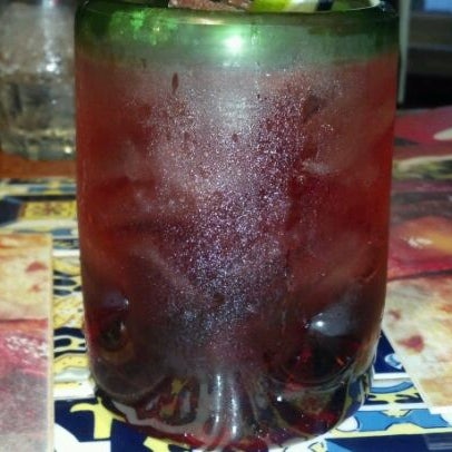Photo taken at Chili&#39;s Grill &amp; Bar by Melony I. on 4/4/2012