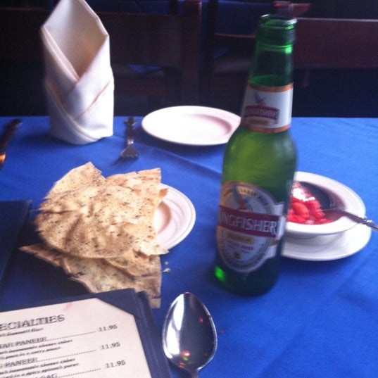 Foto diambil di Royal India Restaurant oleh Lauren B. pada 8/24/2012