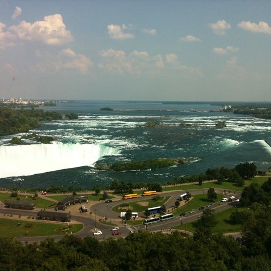 Photo taken at Radisson Hotel &amp; Suites Fallsview, ON by David S. on 8/4/2012
