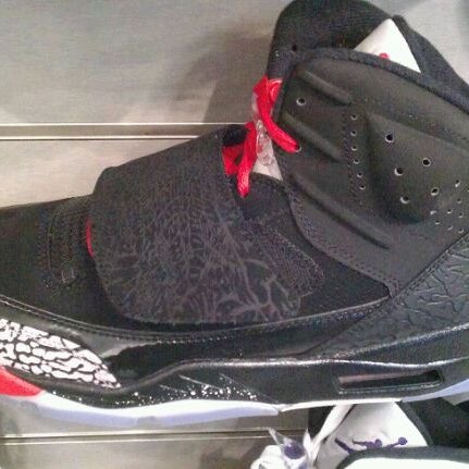 Foot Locker - Houston, TX