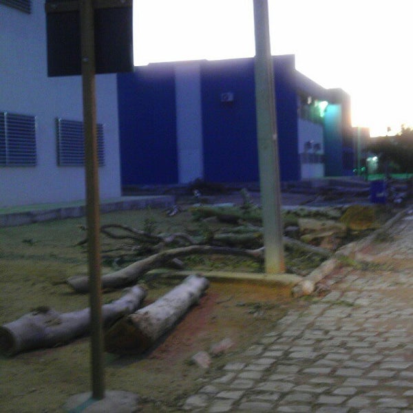 Снимок сделан в Universidade Federal Rural do Semi-Árido (Ufersa) пользователем Dênis F. 7/21/2012