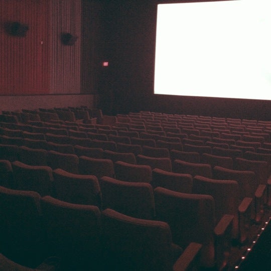 AMC Loews Wayne 14 - Wayne, NJ