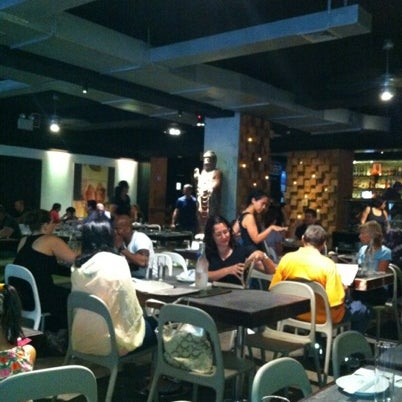 Foto tomada en Jade Eatery &amp; Lounge  por Alessio N. el 8/4/2012