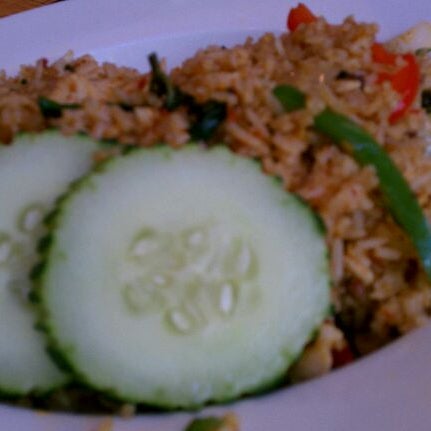 Foto scattata a Thai Chili Cuisine da Donald C. il 5/27/2012