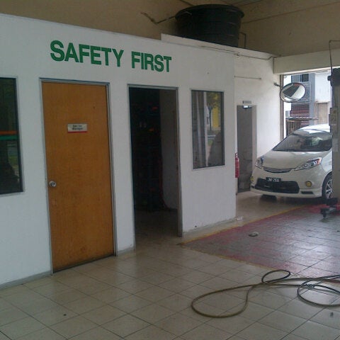 Photos At Perodua Service Centre Taman Universiti Industrial Park