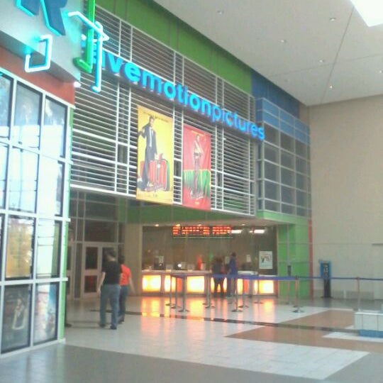 Photos At Rave Cinemas 22 Tips