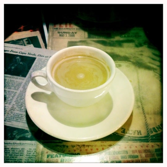 4/17/2012 tarihinde MoRizaziyaretçi tarafından Cupcake Cafe'de çekilen fotoğraf