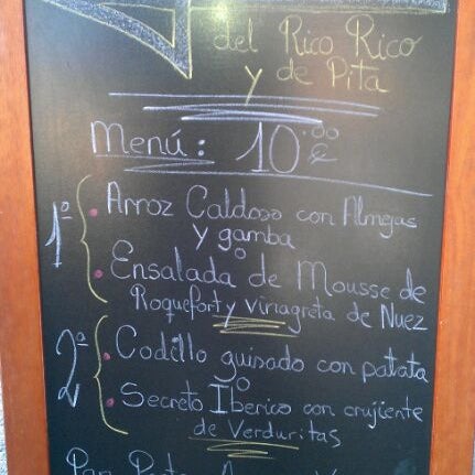 Photo taken at Restaurante La Tabernilla by Javier R. on 2/23/2012