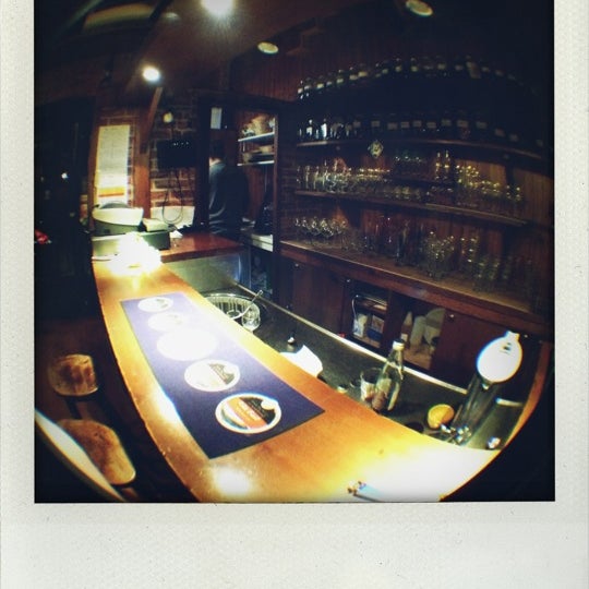 Foto diambil di Harvest Pub oleh Babaji I. pada 11/23/2011