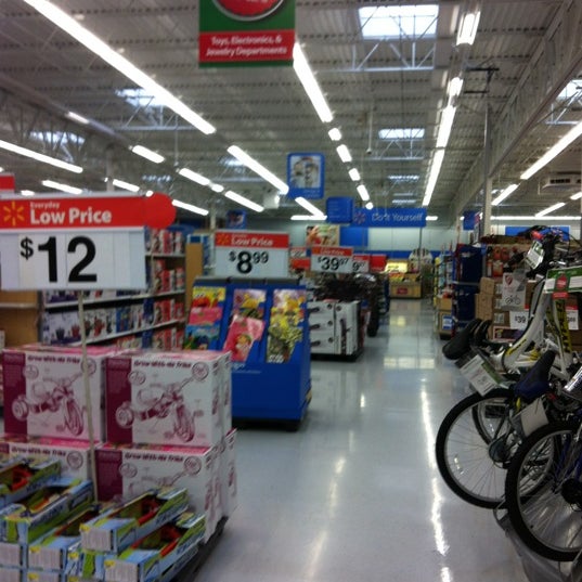Walmart Supercenter Frankfort, IN'da fotoğraflar
