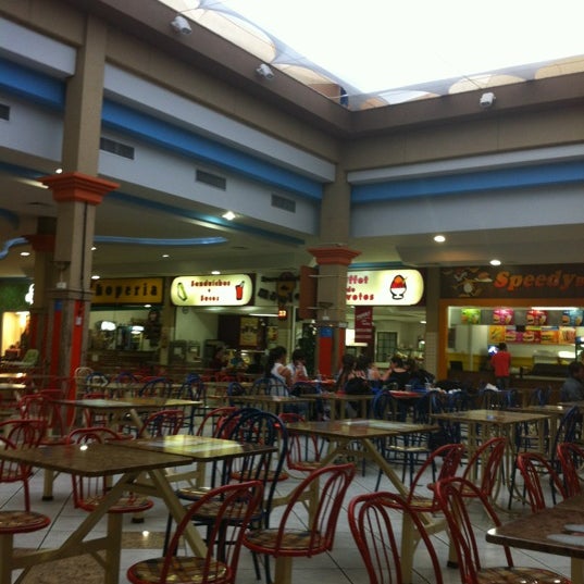 8/14/2012 tarihinde Victal C.ziyaretçi tarafından Shopping Santa Cruz'de çekilen fotoğraf