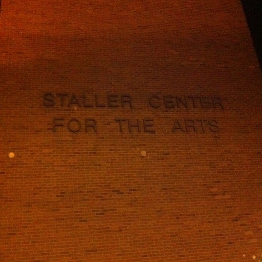 Foto tirada no(a) Staller Center For The Arts por Vicente O. em 2/9/2011