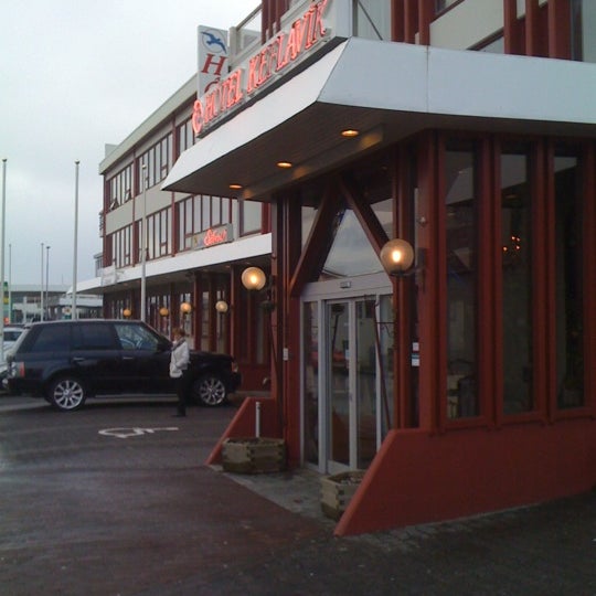 รูปภาพถ่ายที่ Hotel Keflavik โดย John M. เมื่อ 2/28/2011