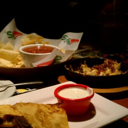 Photo taken at Chili&#39;s Grill &amp; Bar by Jacquie S. on 11/11/2011