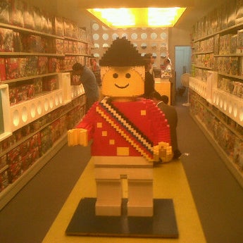 Photos at Tienda Lego Zona Rosa C. C. Andino