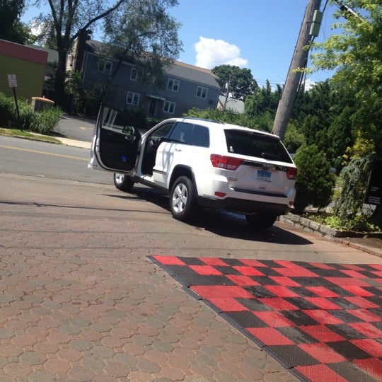 Dip In Car Wash 2 tips from 126 visitors