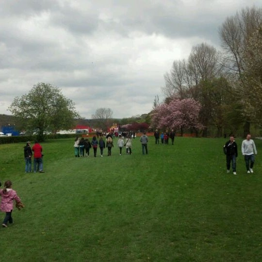 Photos At Riverside Gardens Park Ilkley 5 Tips