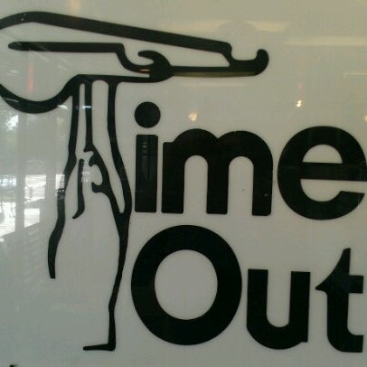 Foto tomada en Time-Out Restaurant  por Attila C. el 8/12/2012