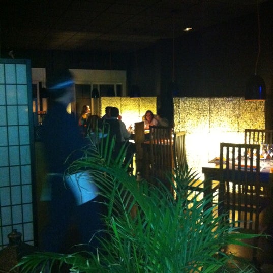 Photo taken at Nishiki by Kimo 3 on 5/24/2012