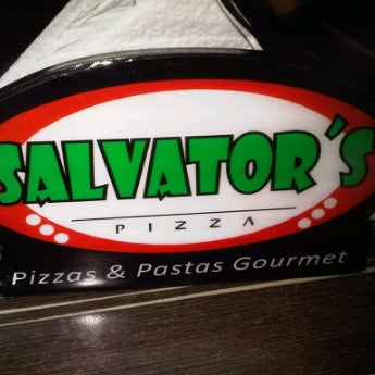 Photo taken at Salvator&#39;s Pizza by Horacio A. on 4/1/2012