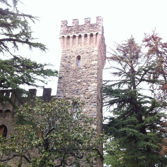 Foto tomada en Castello dell&#39;Oscano  por Vincenzo G. el 9/1/2012