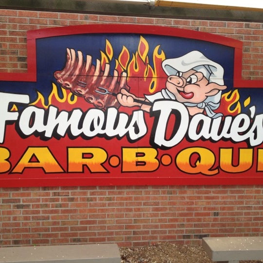 Photo taken at Famous Dave&#39;s by Troy D. on 3/28/2012