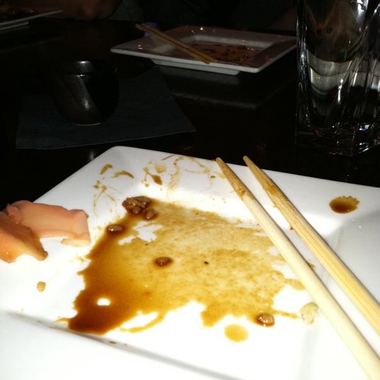 รูปภาพถ่ายที่ Ichiban Steak and Sushi โดย Kelle B. เมื่อ 11/2/2011