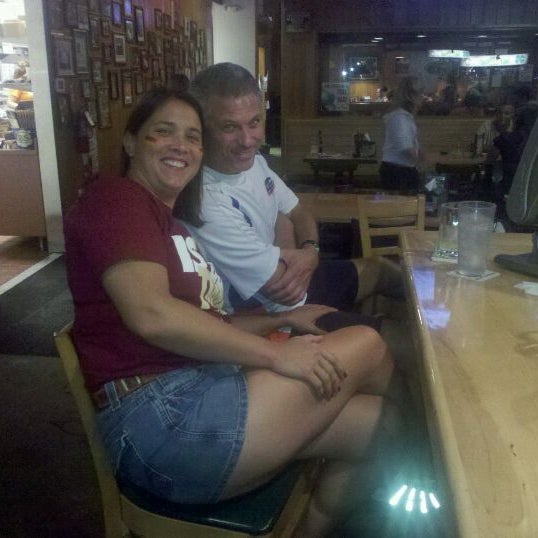 Photo taken at Beef &#39;O&#39; Brady&#39;s by Craig H. on 9/3/2011