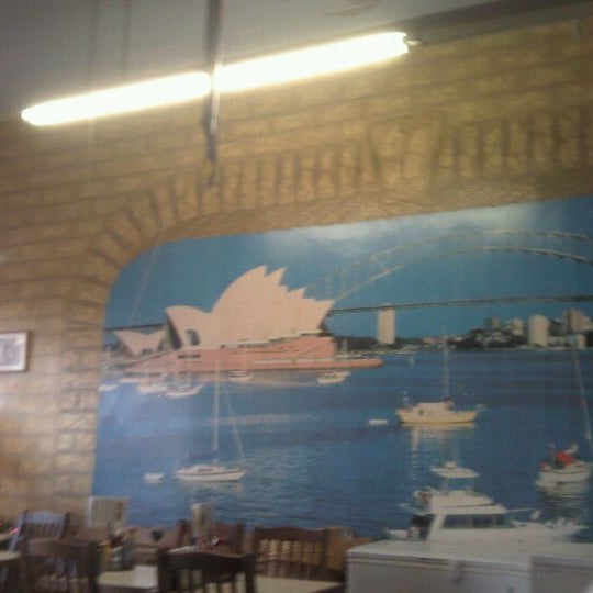 Foto tirada no(a) Australian Bakery Cafe por Chad M. em 12/19/2011