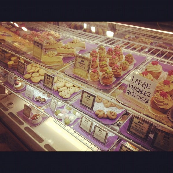 Three Dog Bakery Pet Store in Downtown Indianapolis