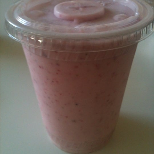 The lassis, which have been on a very long hiatus, are finally back! The strawberry lassi is amazing!