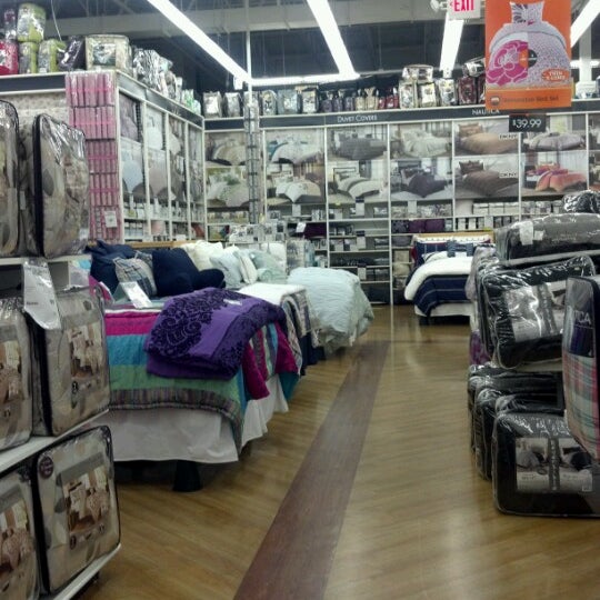 Is Bed Bath And Beyond In Dedham Ma Closing Discount