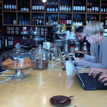 10/1/2011にgaryがCocoa Barで撮った写真