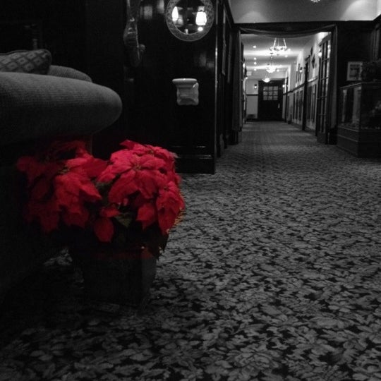 Foto tirada no(a) Glen Tavern Inn por Jeremy S. em 1/14/2012