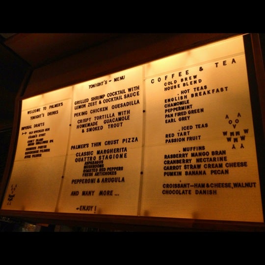 Foto diambil di Palmer&#39;s Bar &amp; Grill oleh Judith pada 7/29/2012