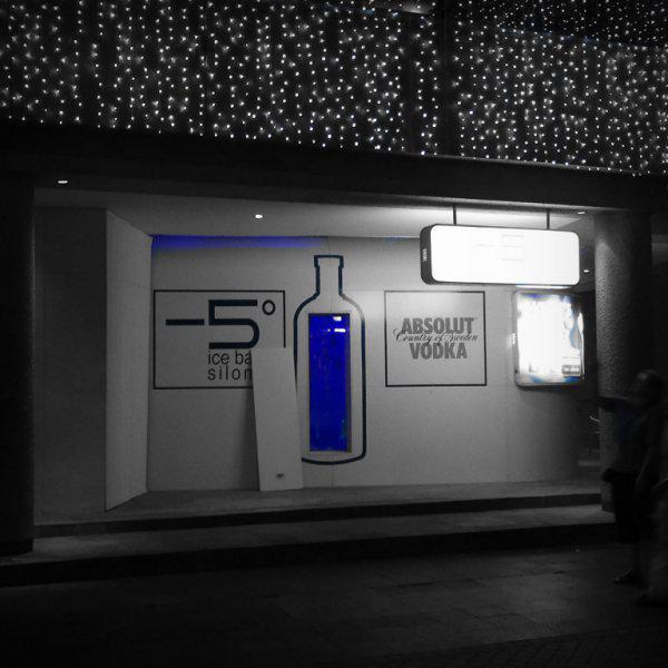 Foto scattata a -5° Ice Bar Silom da ^&quot;B@$&quot;^ &. il 1/15/2012