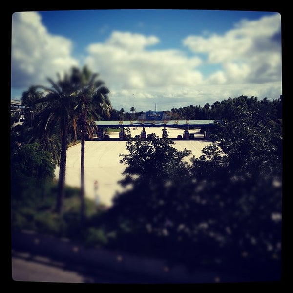 universal stroller rental