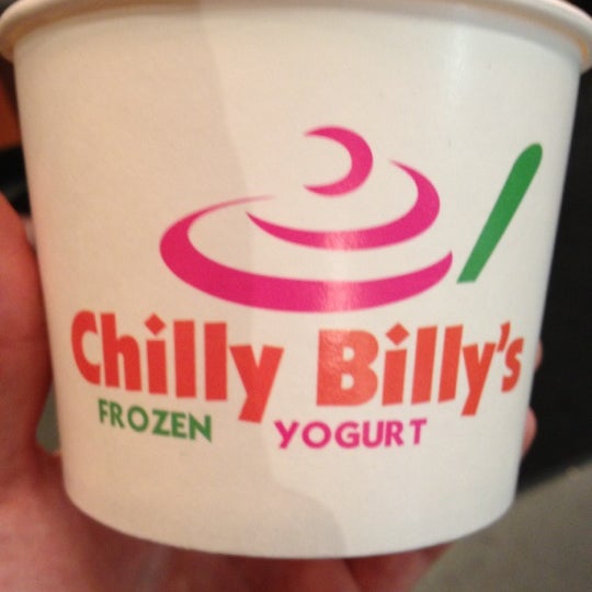 Foto diambil di Chilly Billy&#39;s Frozen Yogurt oleh Jesus V. pada 3/17/2012