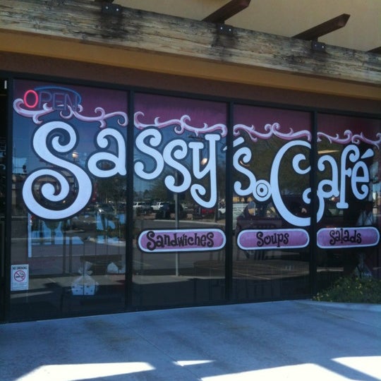 1/4/2012 tarihinde Kim M.ziyaretçi tarafından Sassy&#39;s Cafe'de çekilen fotoğraf