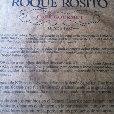 Снимок сделан в Roque Rosito Café Gourmet пользователем Piero R. 8/13/2012