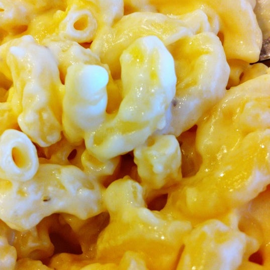 Get the Mac & Cheese. Creamy deliciousness!