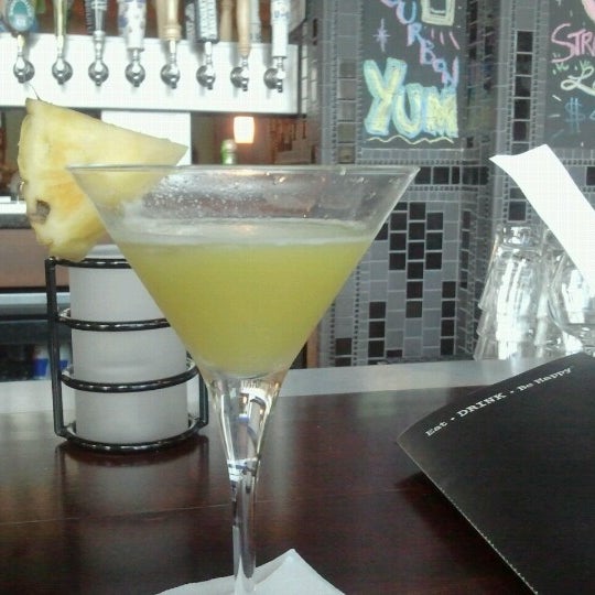Photo taken at Bar Louie by Michelle F. on 7/20/2012