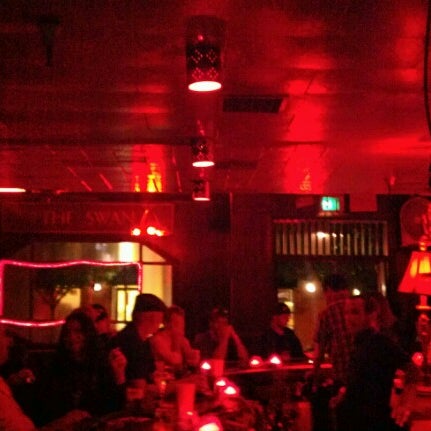 The Red Room Downtown Santa Cruz Santa Cruz Ca